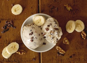 banana-cocoa-nib-maple-walnut-ice-cream-023