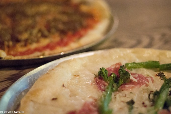 Pizza at The Three Johns Pub in Angel London on Kavey Eats © Kavita Favelle-7663