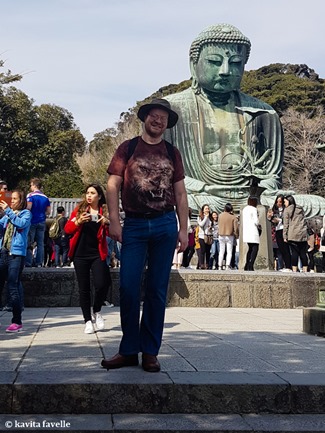 Visiting Daibutsu (Giant Buddha) at Kamakura in Japan. On Kavey Eats-140902