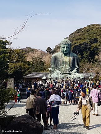 Visiting Daibutsu (Giant Buddha) at Kamakura in Japan. On Kavey Eats-143150