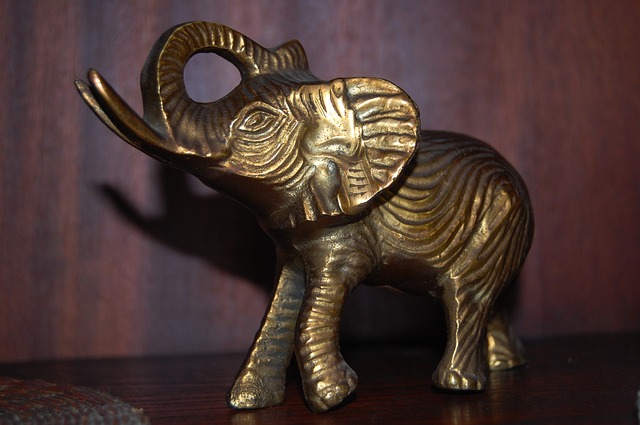Pewter Fingerstall Thimble Souvenir Thailand Collection Elephant #2 