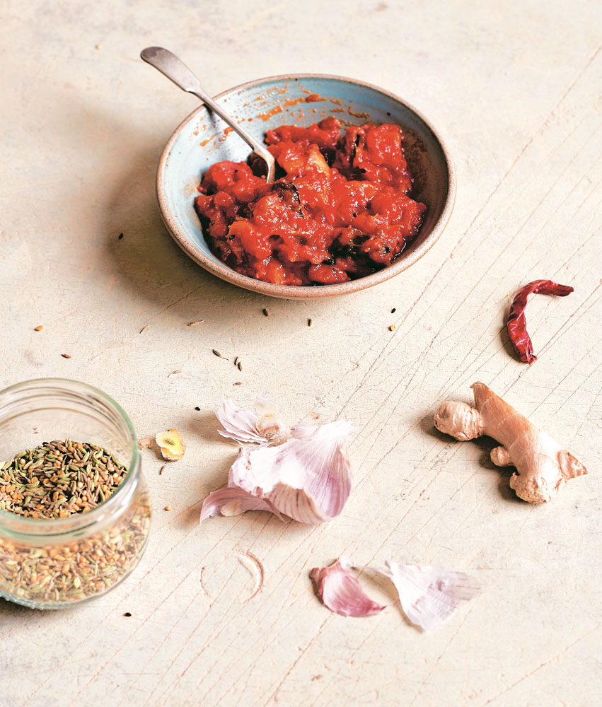 Recipe: Tamatar Ki Chutney | Tomato chutney with Prunes and Apricots