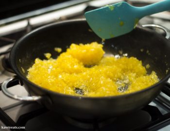 Cooking pineapple jam