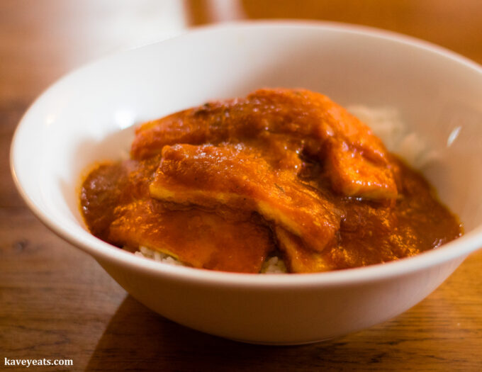 Ruangan Chaman (paneer in tomato curry)