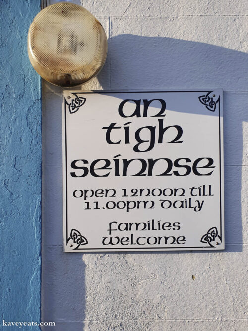 An Tigh Seinnse pub in Portnahaven, Islay